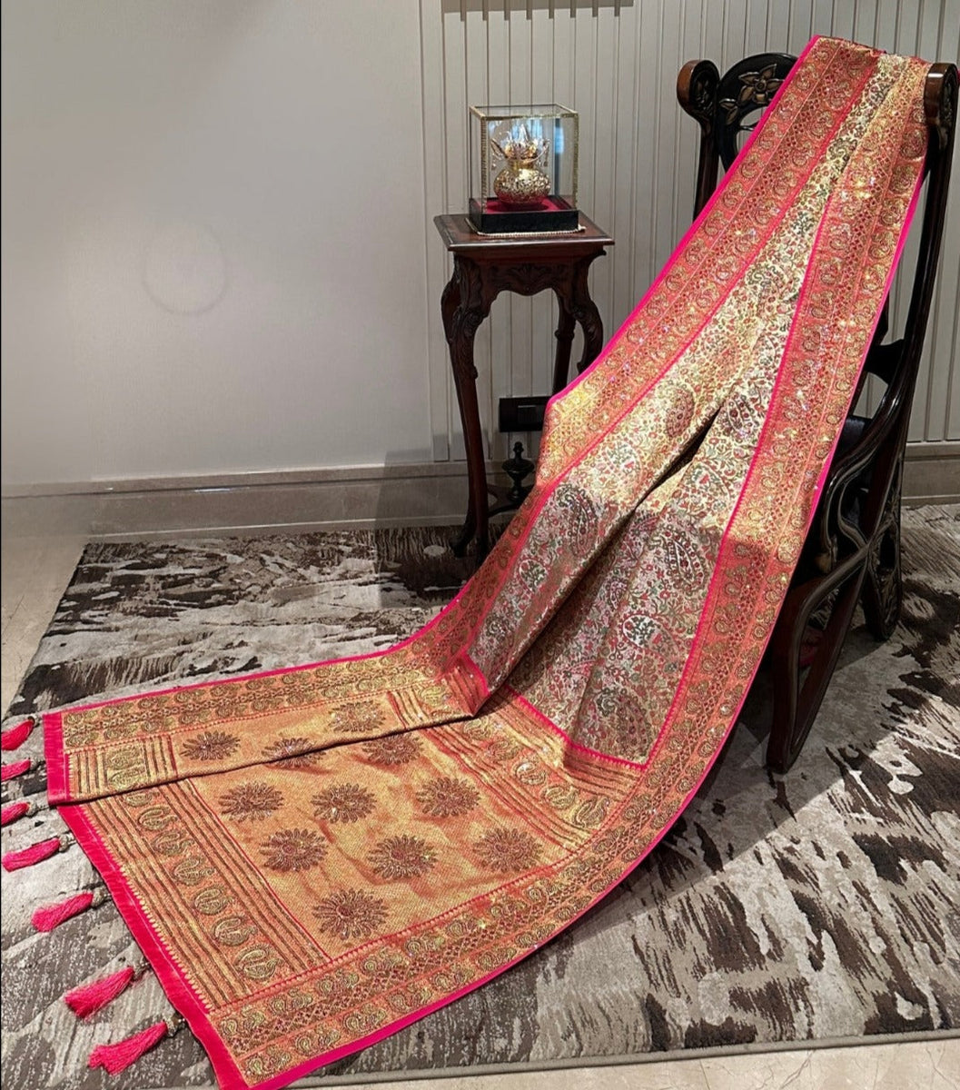 Stunning Pink and Gold Silk Saree with Elegant Design
