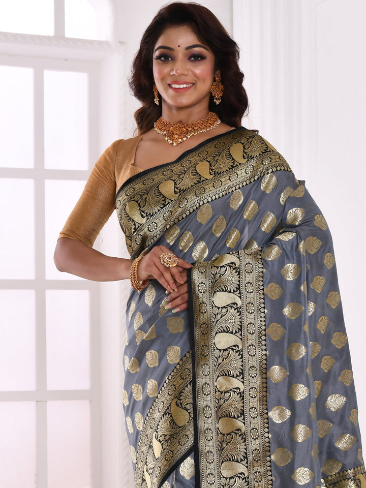 Grey Banarasi Silk Saree With Bold Contrast Border & Pallu