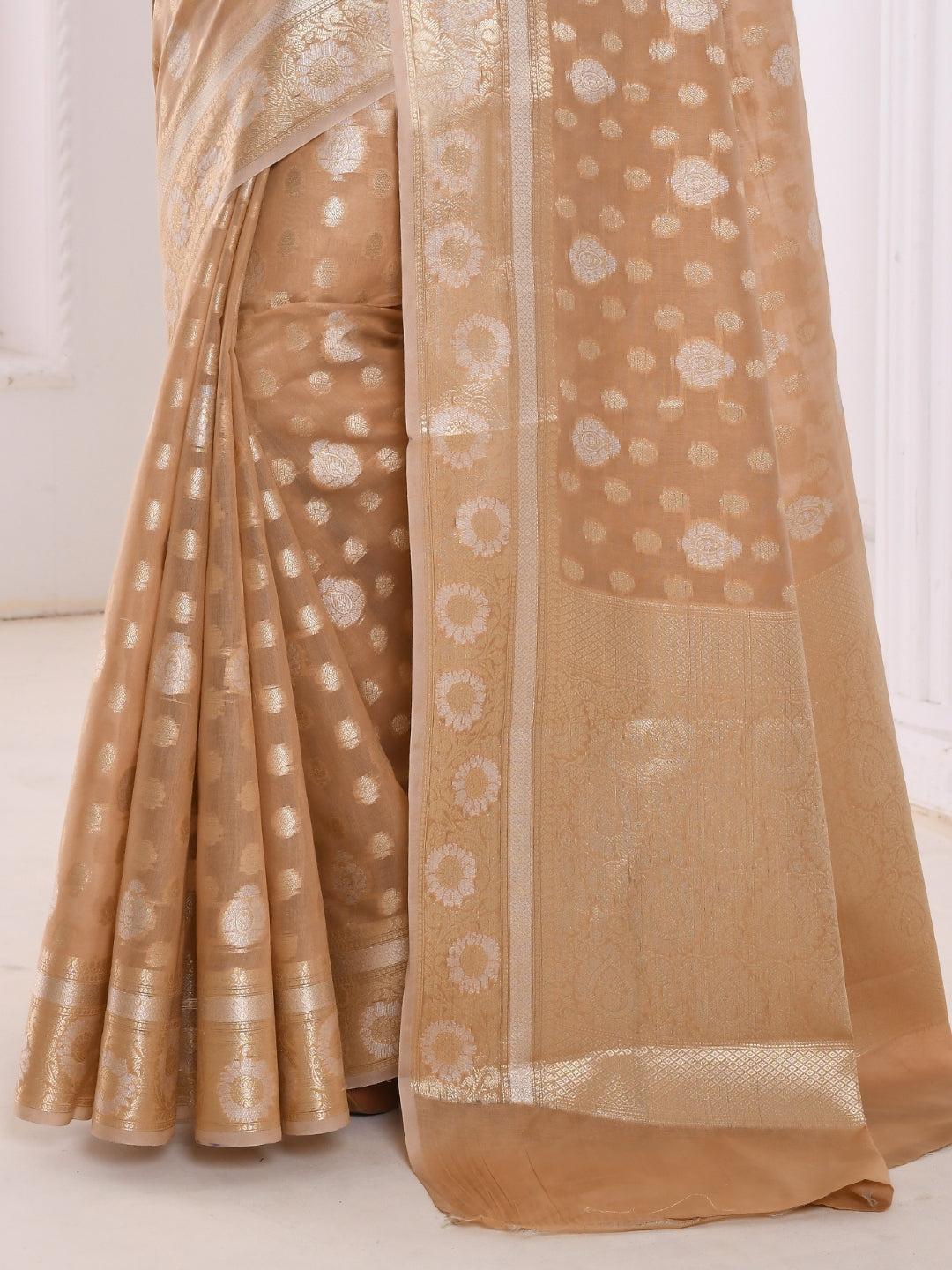 Cream Silver Zari Embroidered Traditional Chanderi Saree