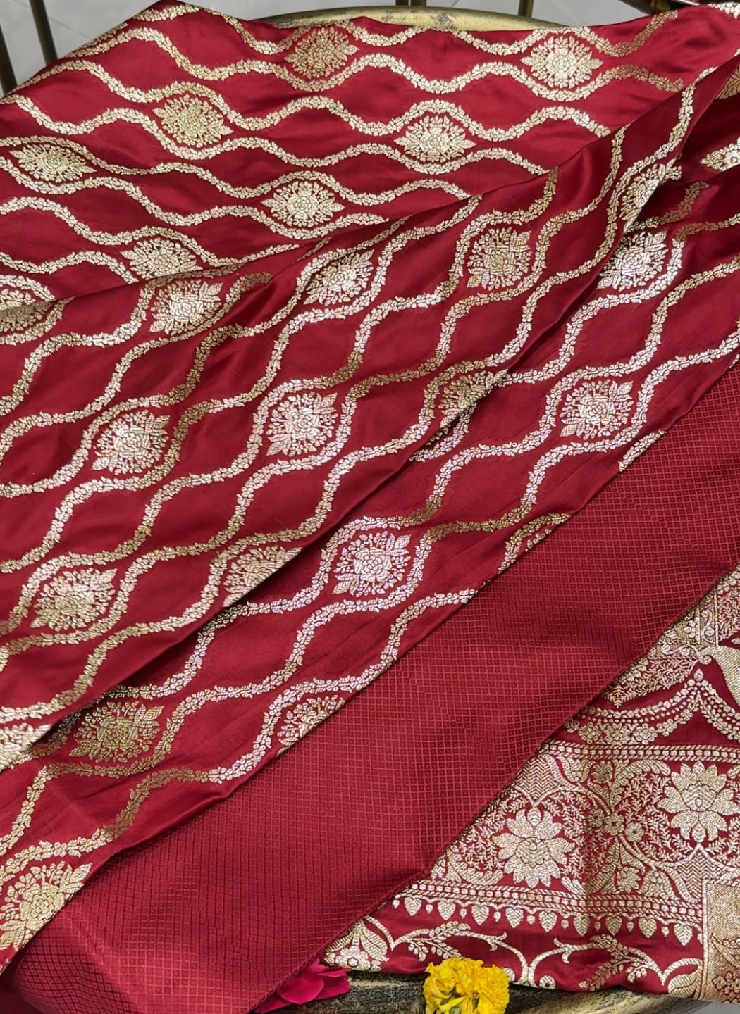 Banarasi Silk Heavy Zari Woven Floral & Paisley Jaal Saree