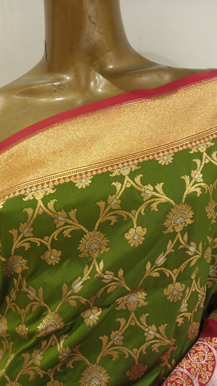 Chhabra 555 Mehandi Green Zari Woven Embellished Saree With Beautiful Bold Contrast Border and Pallu