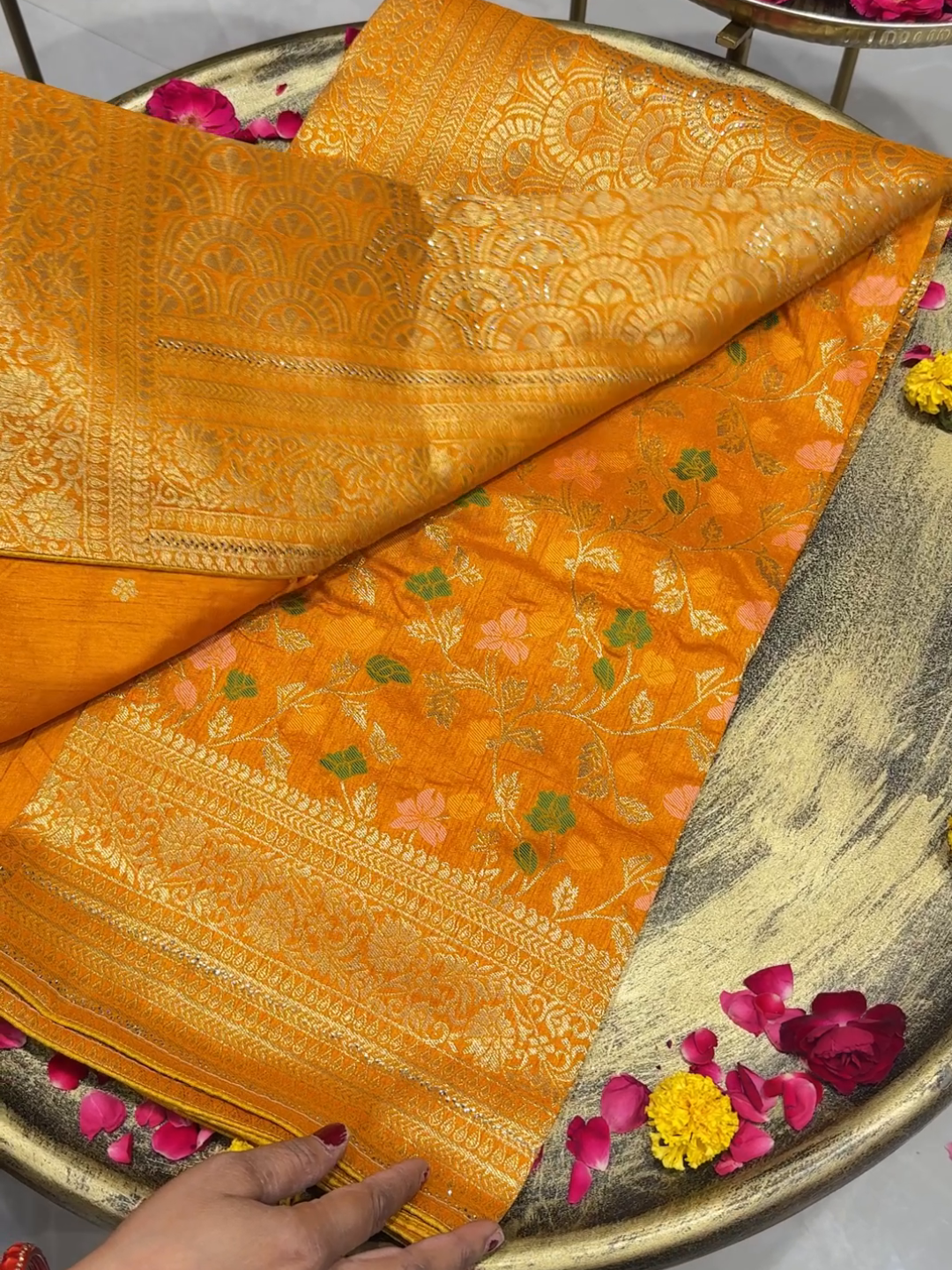 Soft Silk Meenakari Zari Woven Saree with Floral Motifs