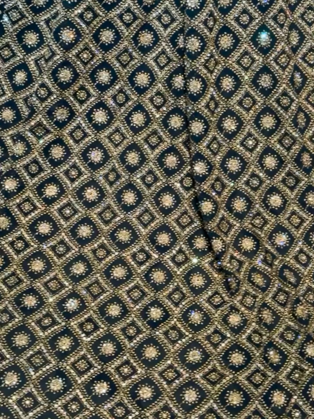 Embroidered Teal Saree with Allover Jaal Floral Motifs