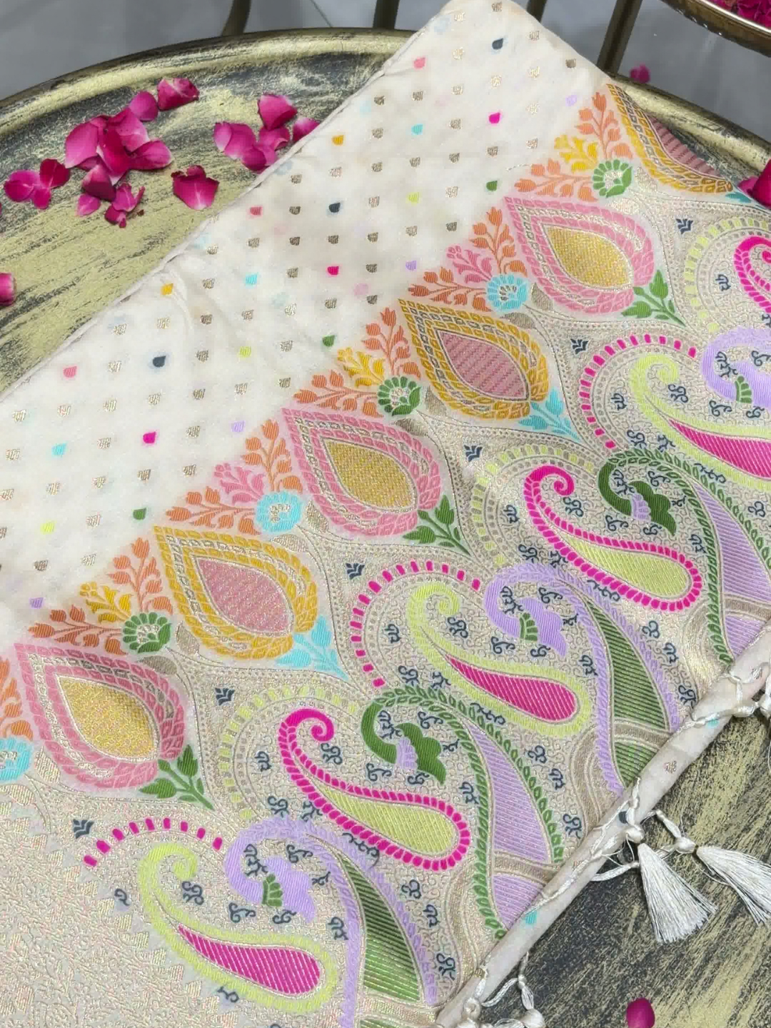 Ivory Banarasi Silk Woven Booti Saree with Multicolor Paisley Pallu