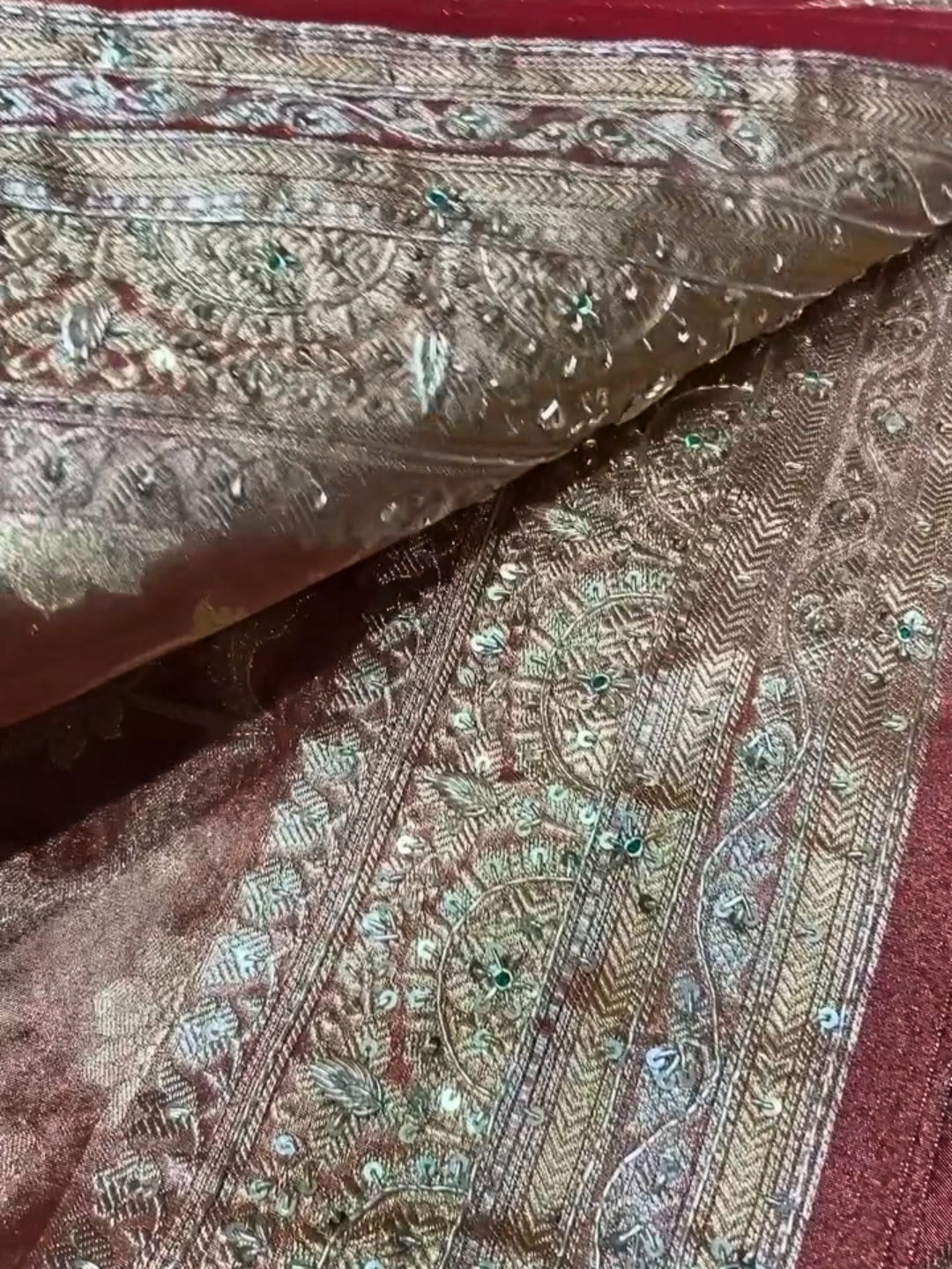 Kanjiwaram Pure Silk Saree With Banarasi Handloom Intricate Floral Motifs Zari Weaving
