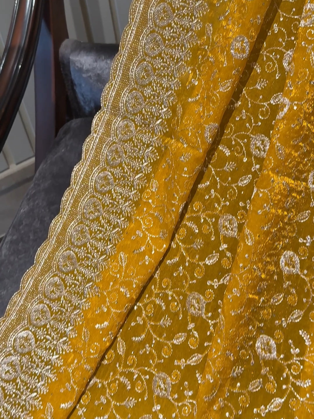 Intricately Embroidered Saree with All-Over Zari Floral Jaal & Broad Paisley Border