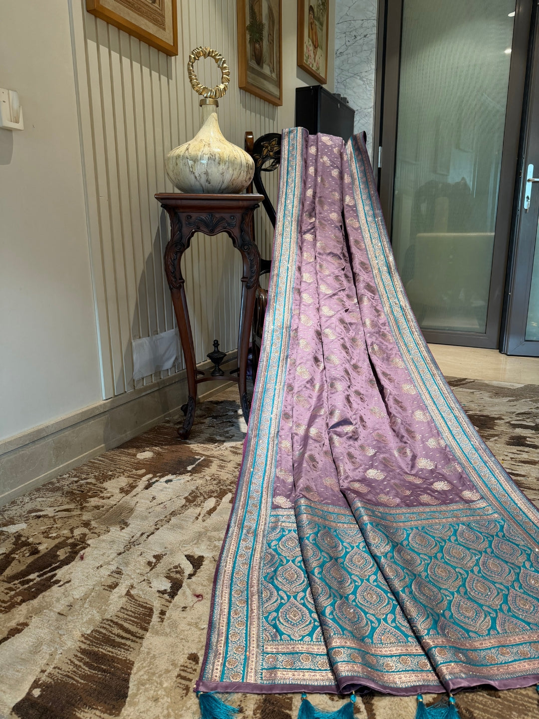 Lavender Saree with Woven Silver Buti All Over & Teal Paisley Jacquard Pallu