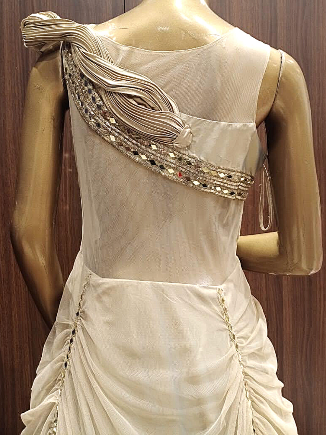 Embellished Cocktail Gown With Ruffled Sleeves & Dramatical Layering