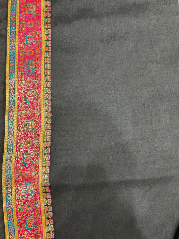 Black Banarasi Silk Saree with Paisley Jaal, Elephant–Peacock Pallu & Contrast Border