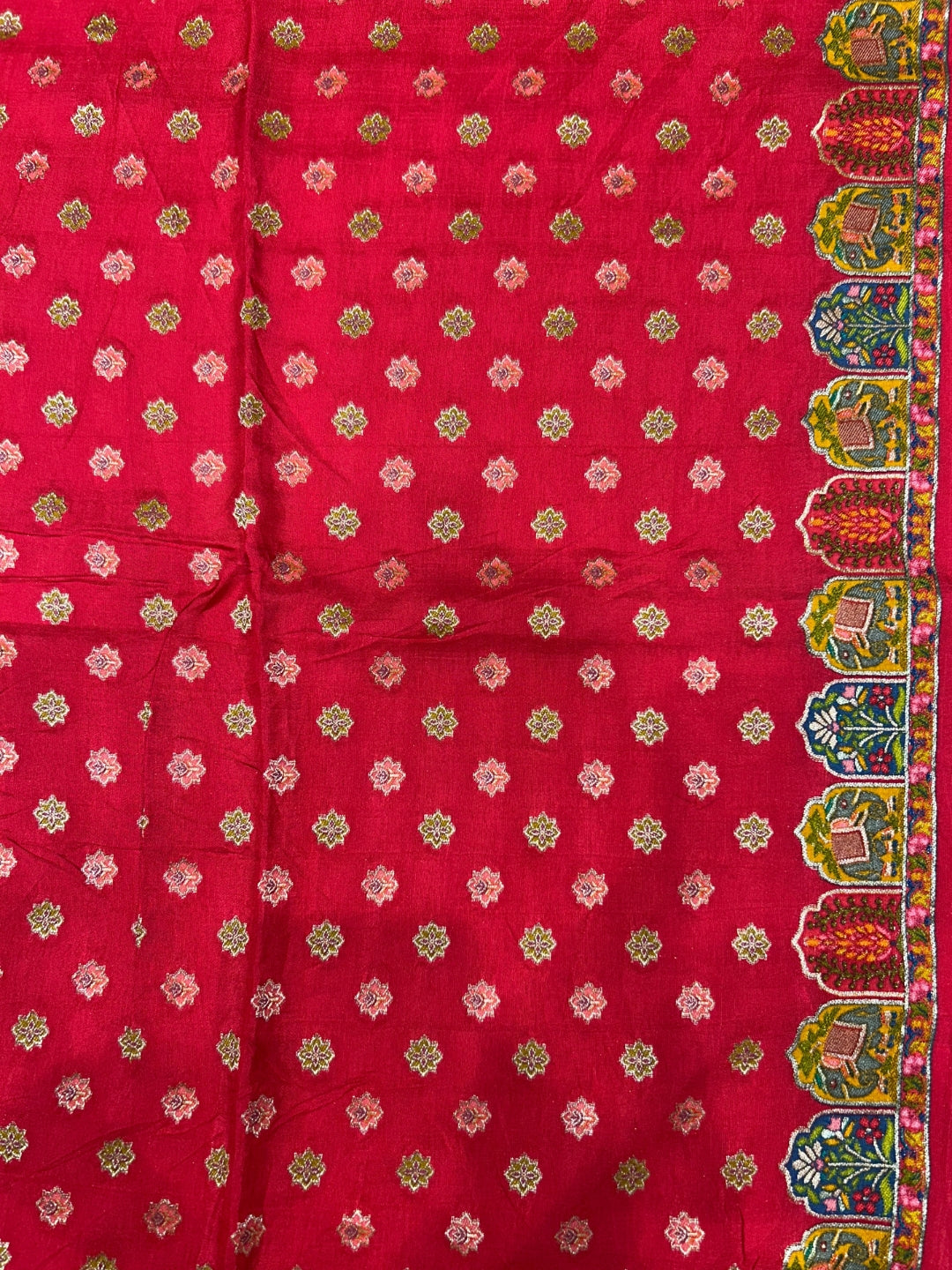 Ivory Banarasi Silk Saree with Multicolour Village Scene Pallu & Floral Temple Border