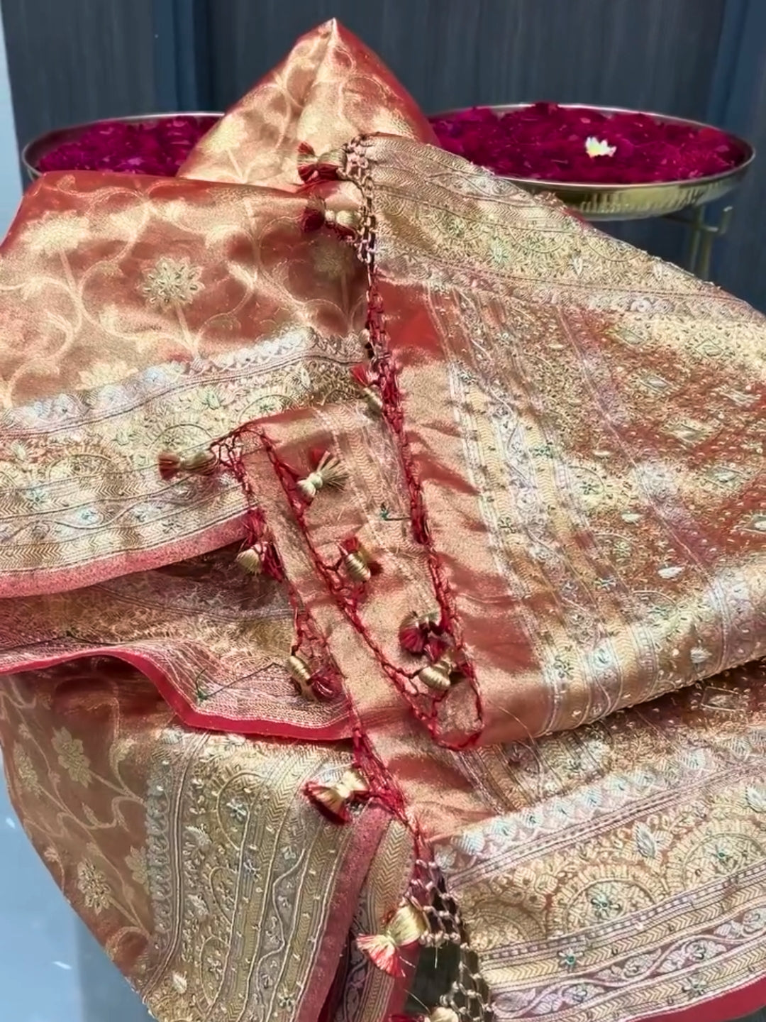 Kanjiwaram Pure Silk Saree With Banarasi Handloom Intricate Floral Motifs Zari Weaving