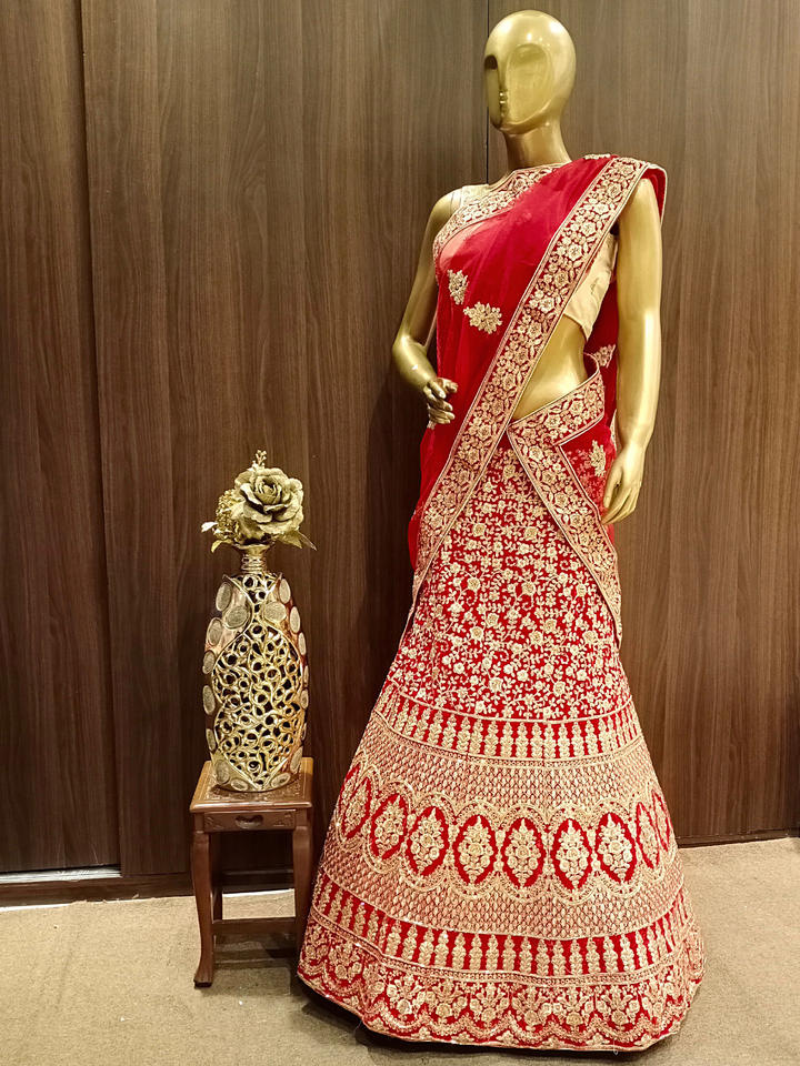 Heavy Ornate Semi-stitched Bridal Lehenga with Gold Zari & Zardozi Embroidery