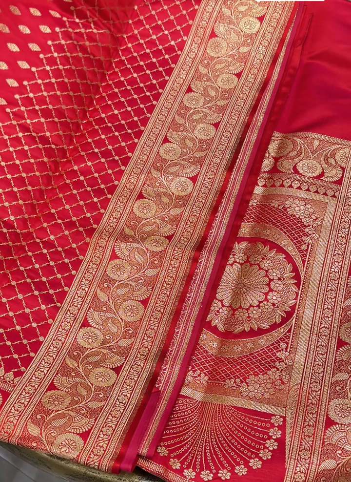 Banarasi Silk Heavy Zari Woven Geometric Jaal Saree