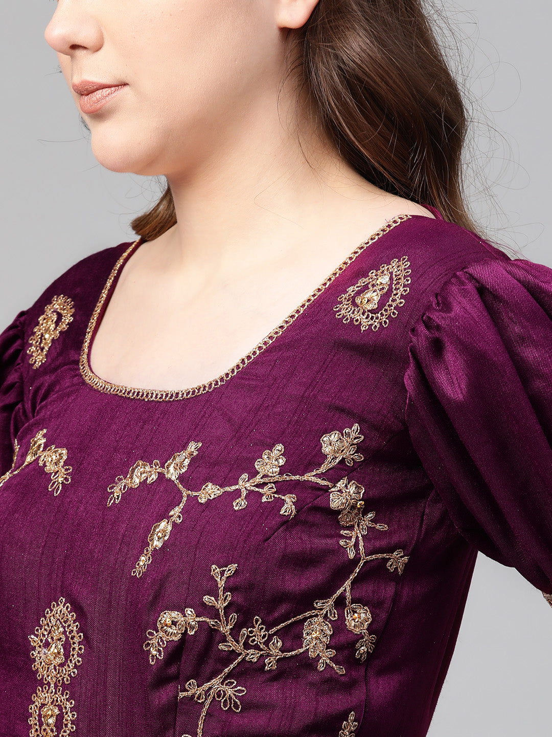 Zari and Aari Embroidered Semi-stitched Silk Lehenga