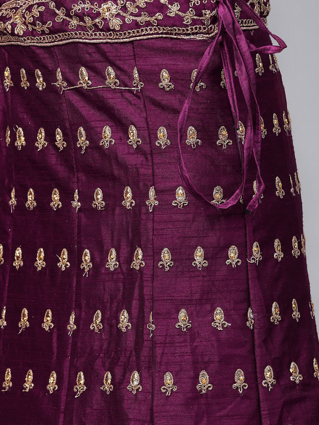 Zari and Aari Embroidered Semi-stitched Silk Lehenga