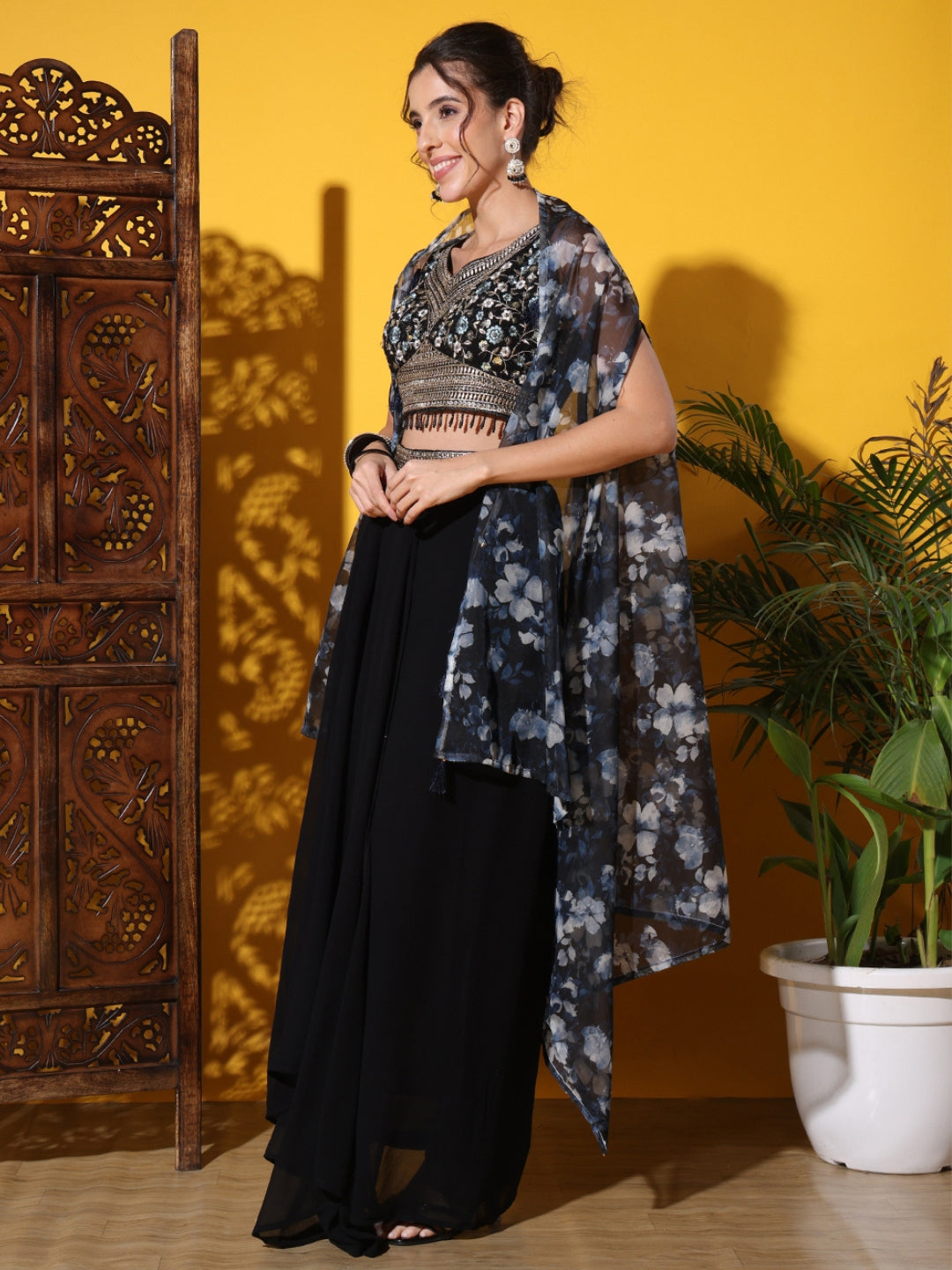 Tasseled Indo-western Crop-Top Set with Floral Print Shrug