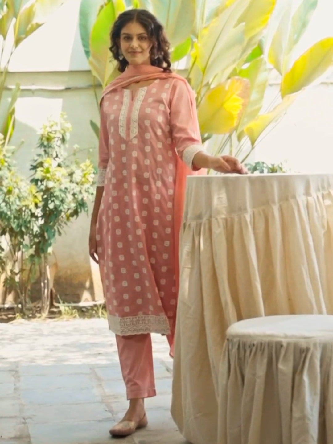 Resham Thread Embroidered Kurta Set with Schiffli Laces, Floral Motifs & Chiffon Dupatta
