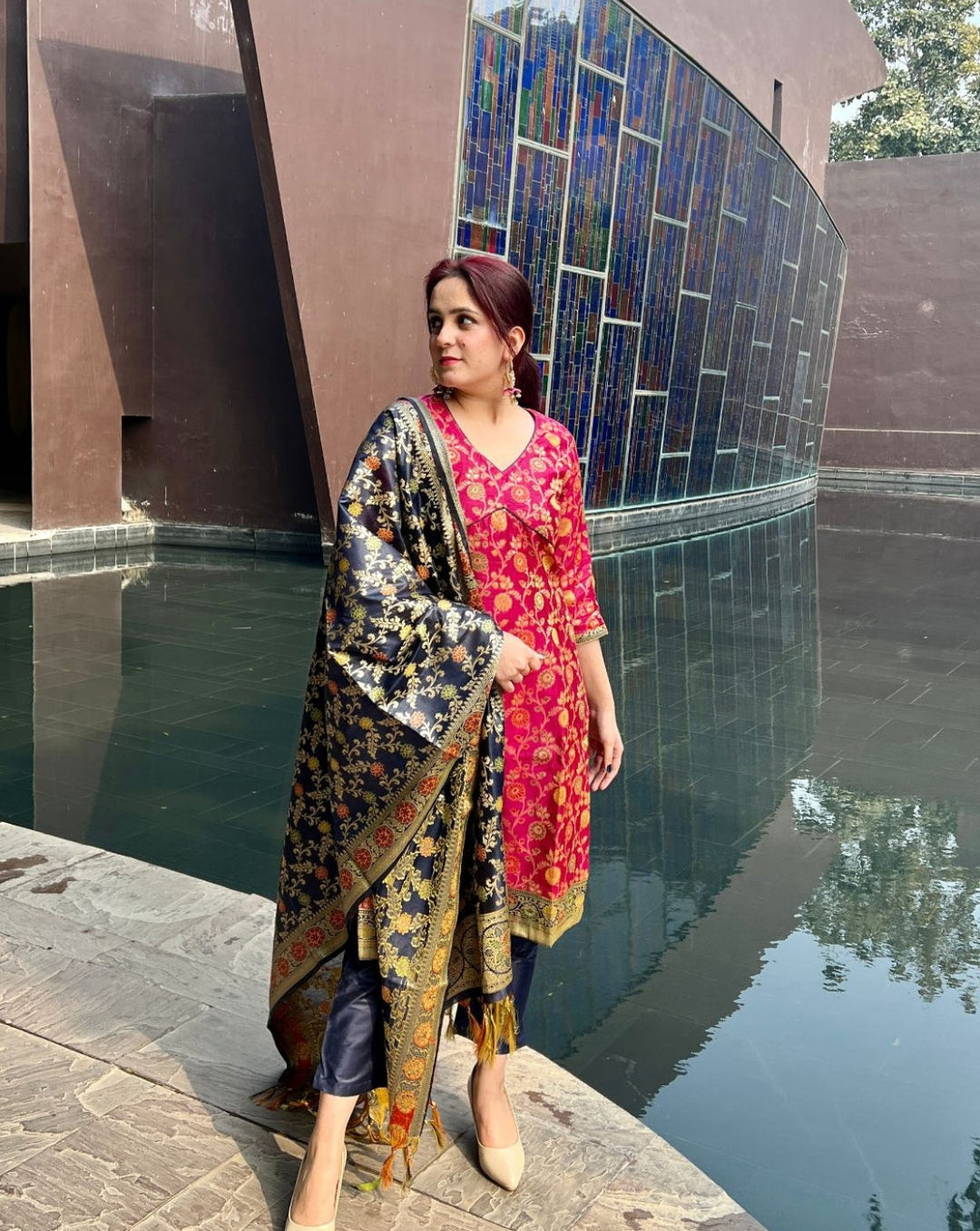 Colorblocked Banarasi Silk Suit Dupatta with Floral Meenakari Weaving
