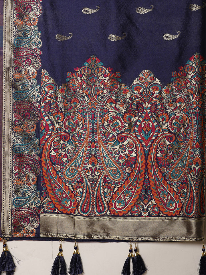 Jamdani saree with Zari Meenakari border