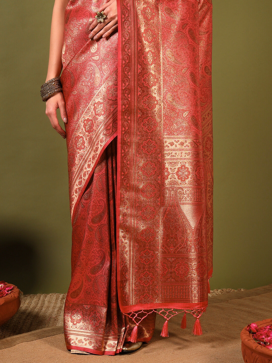 Traditional Bridal Banarasi Handloom Silk Saree with Ethnic Zari Paisley Weaving