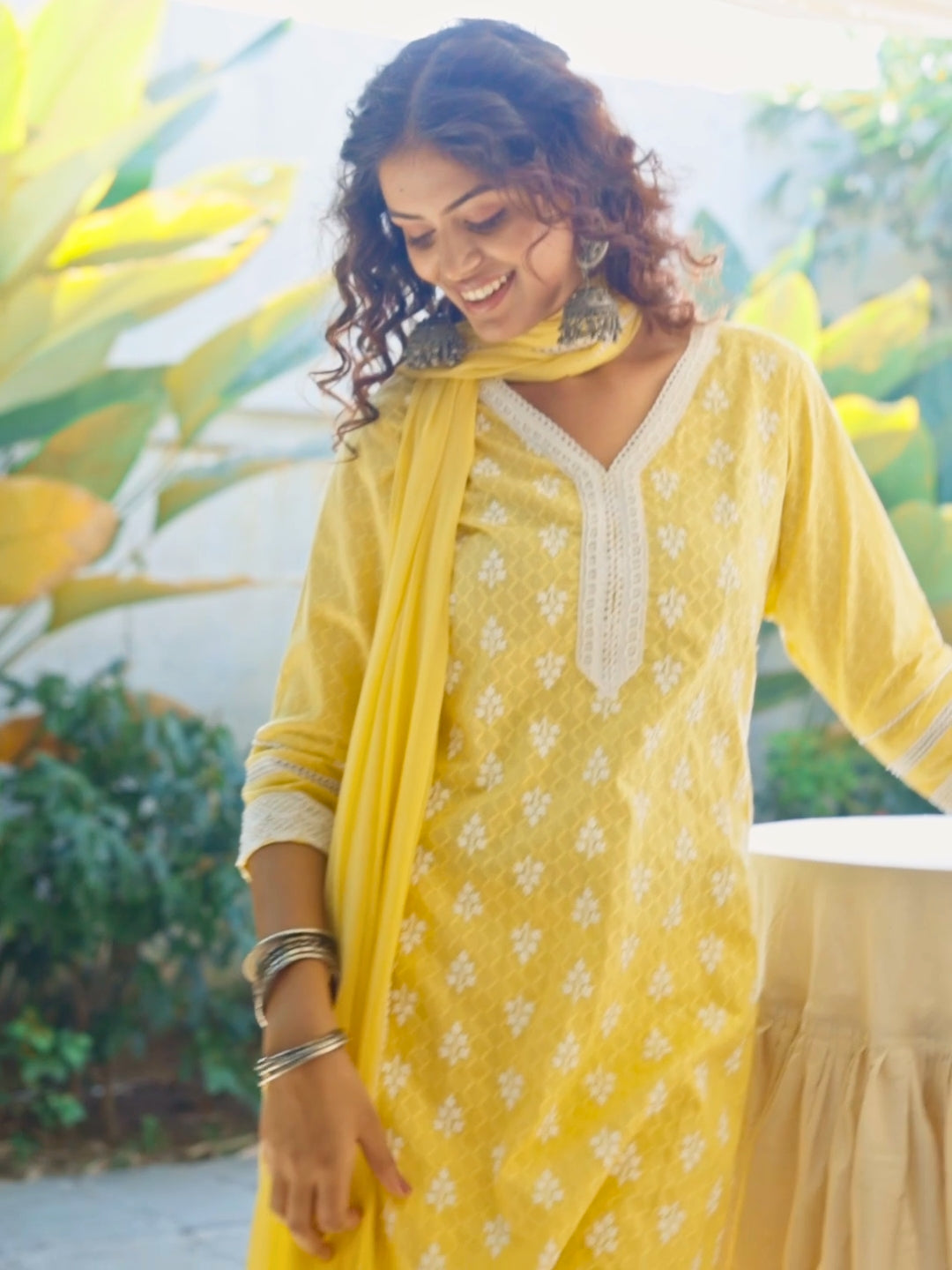 Resham Thread Embroidered Kurta Set with Schiffli Laces, Floral Motifs & Chiffon Dupatta