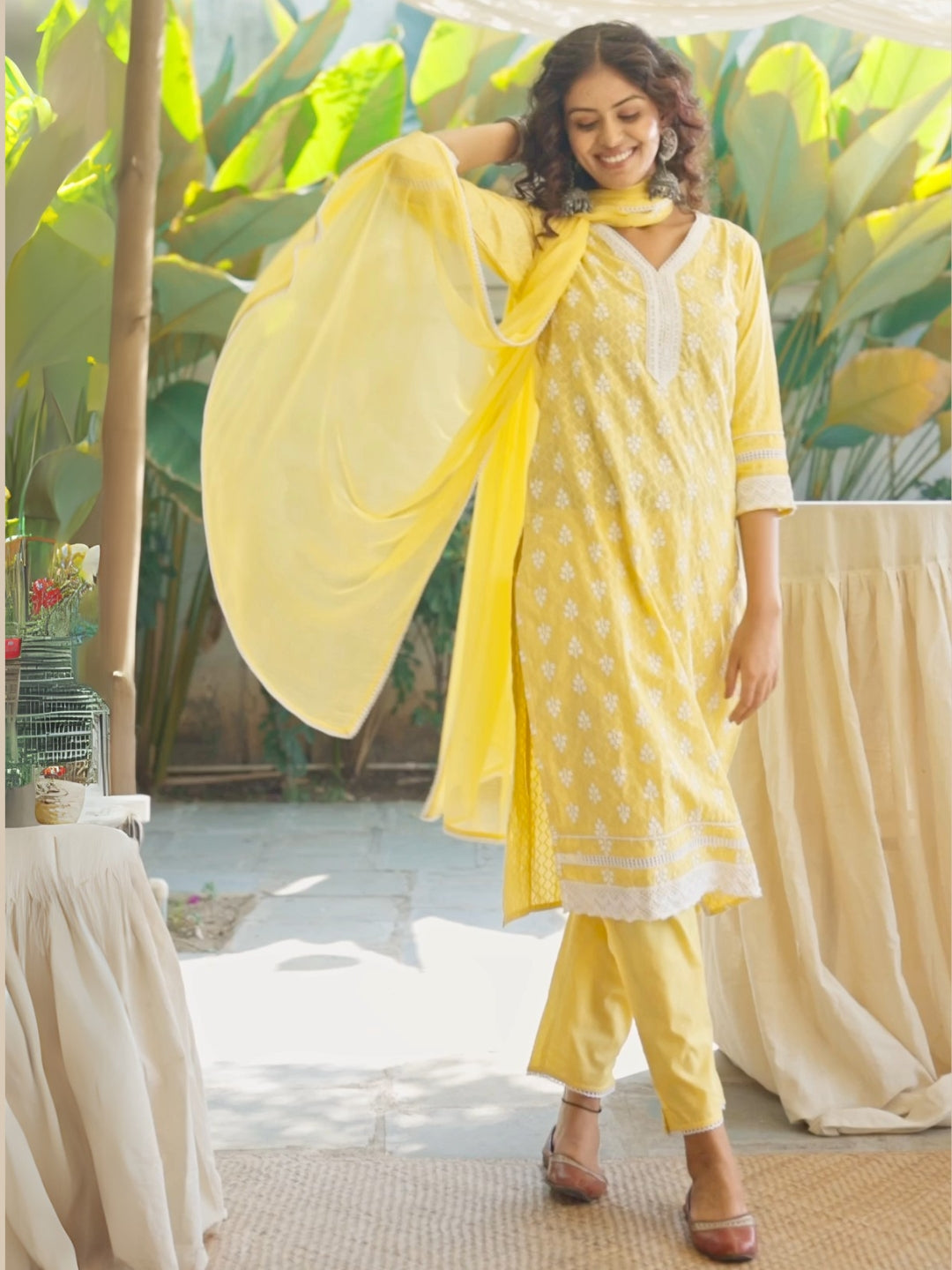 Resham Thread Embroidered Kurta Set with Schiffli Laces, Floral Motifs & Chiffon Dupatta
