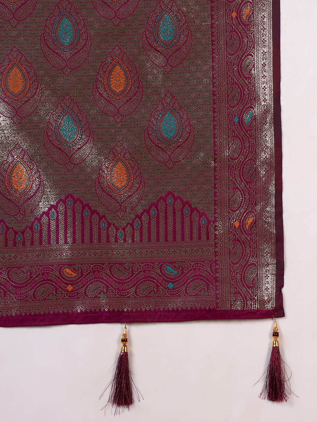 Ethnic Handloom Banarasi Brocade Silk Saree with Gold Zari Meenakari Paisley Weaving