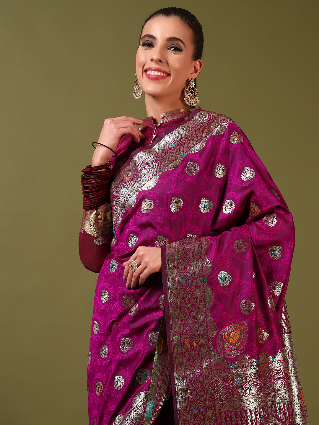 Ethnic Handloom Banarasi Brocade Silk Saree with Gold Zari Meenakari Paisley Weaving