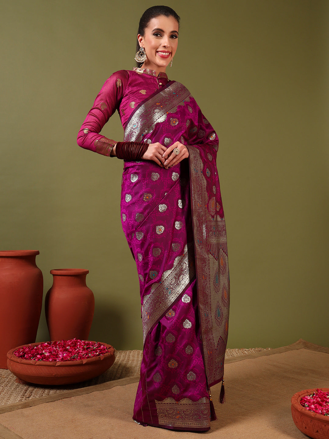 Ethnic Handloom Banarasi Brocade Silk Saree with Gold Zari Meenakari Paisley Weaving