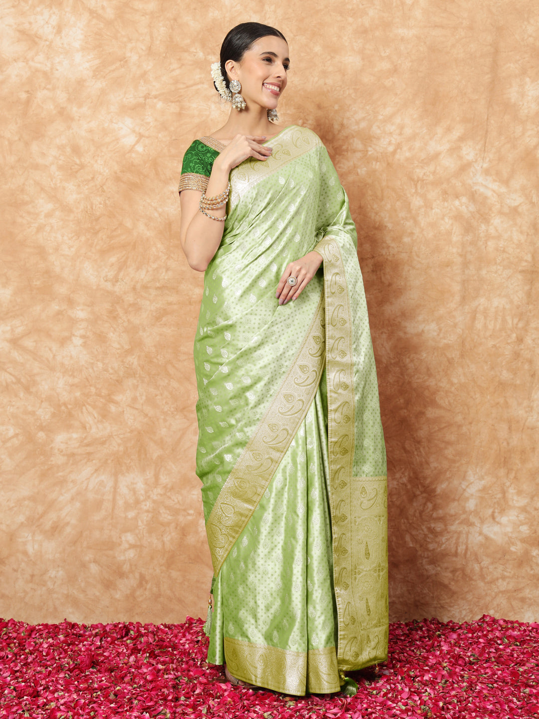 Banarasi Pastel Handloom Silk Saree with Paisely Border