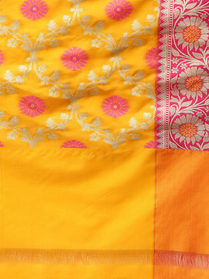 Banarasi Silk saree with Handloom Woven ZFloral Meenakari Pattern