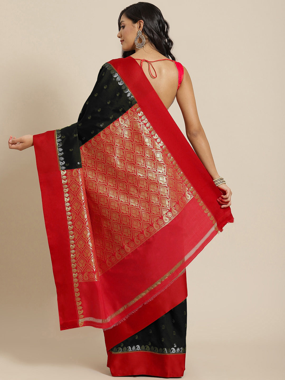 Black & Red Zari Silk Blend Gadwal Saree
