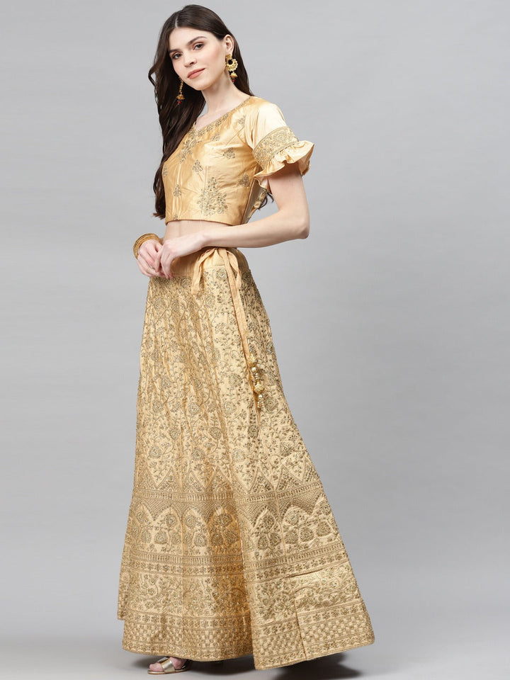 Semi-stitched Lehenga Set with Mughal Motif Embroidery & Contrast Embellished Dupatta