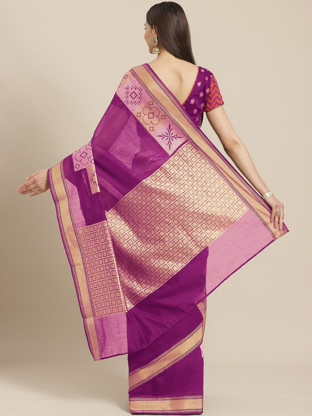 Banarasi Heritage Of India Checked Saree with Gold Silver Pattern