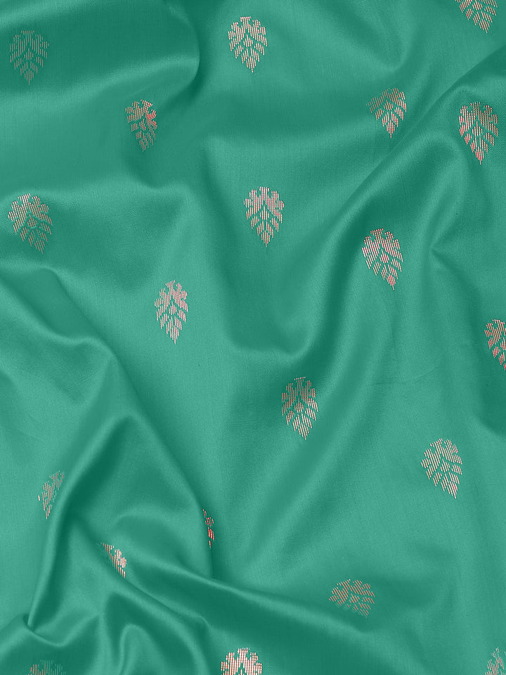 Floral Ethnic Motifs Banarasi Silk Saree with Contrast Pallu