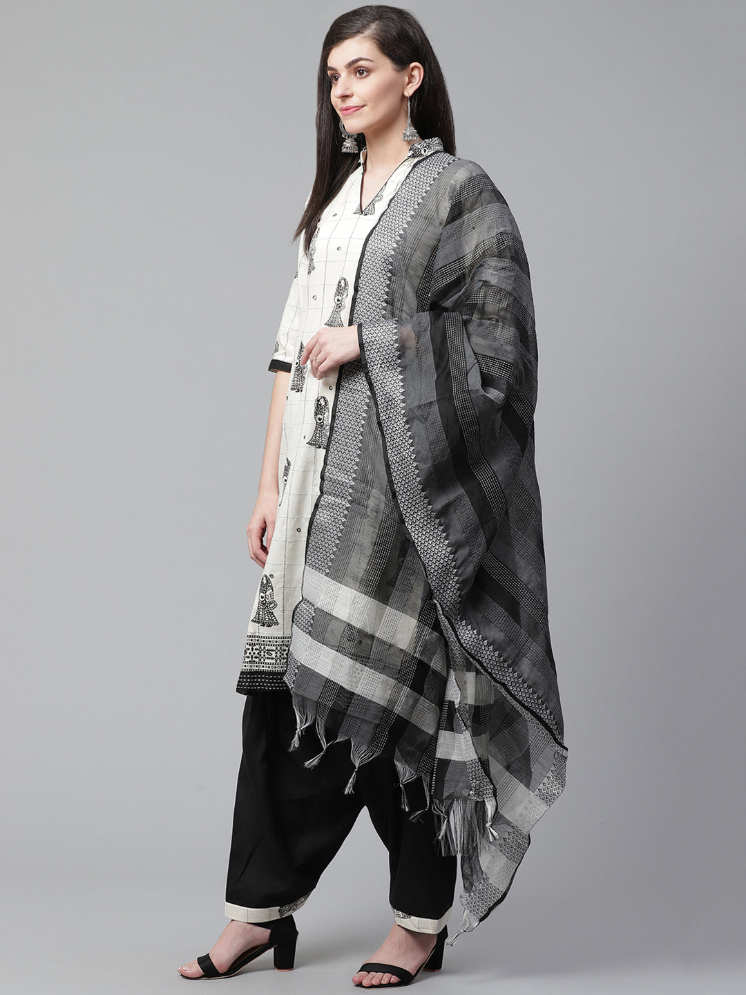 Cotton Stitched Suit Dupatta with  Mirror Embellishments alomg Maheshwari Dupatta