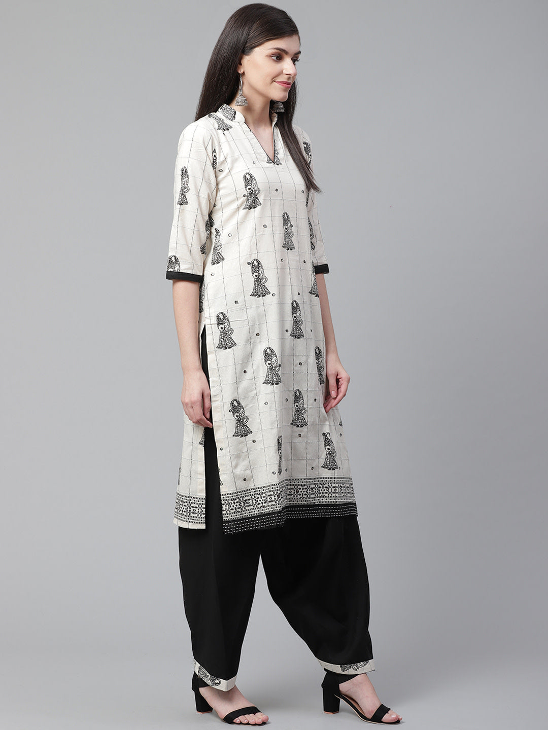 Cotton Stitched Suit Dupatta with  Mirror Embellishments alomg Maheshwari Dupatta