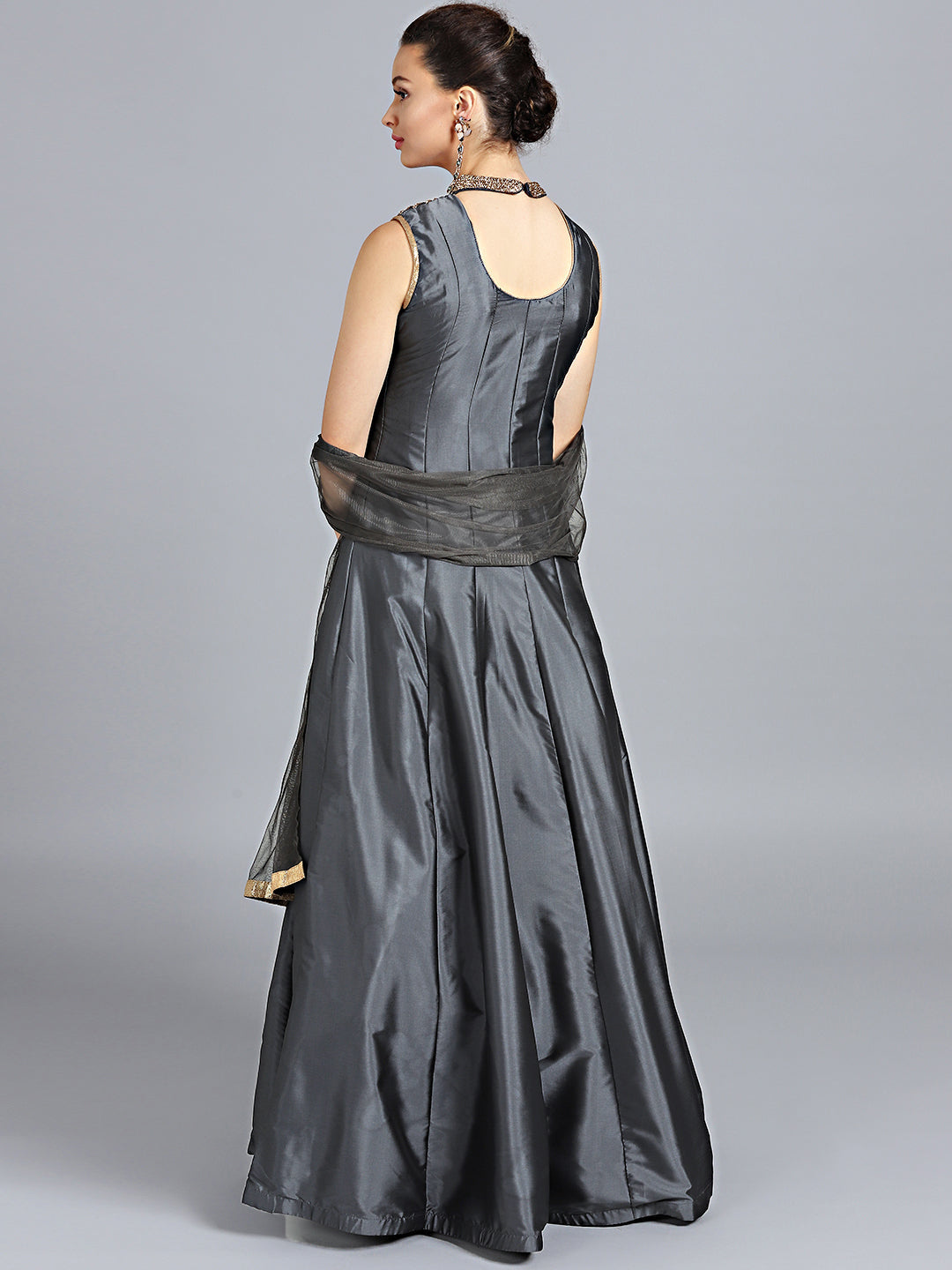 Zircon Embellished High-Neck SIlk Gown