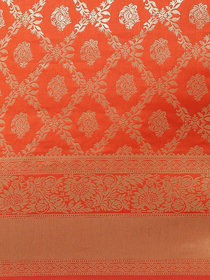 Banarasi Handloom Paisley Saree with Gold Zari Weaving in Gharchola Design & Heavy Pallu