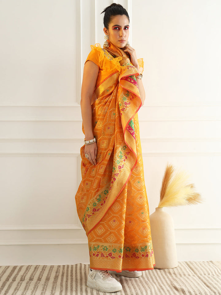 Chanderi Silk Resham & Zari Woven Meenakari Saree