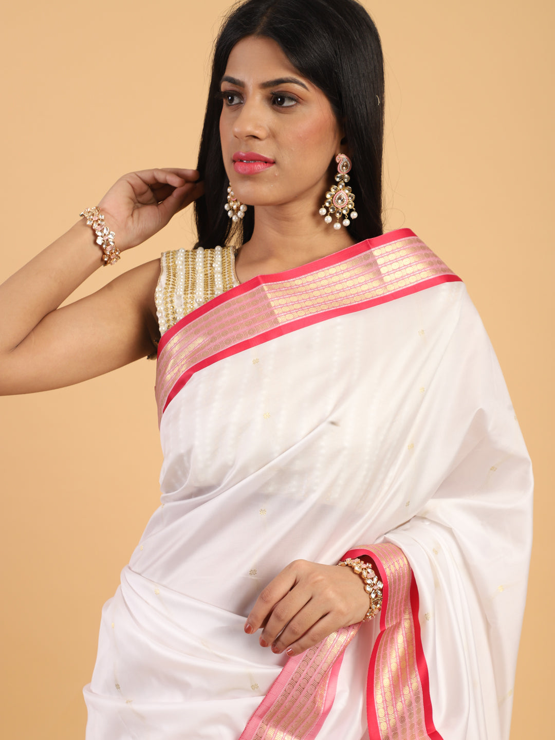 White & Pink Handloom Traditional NarayanPet Silk  Saree