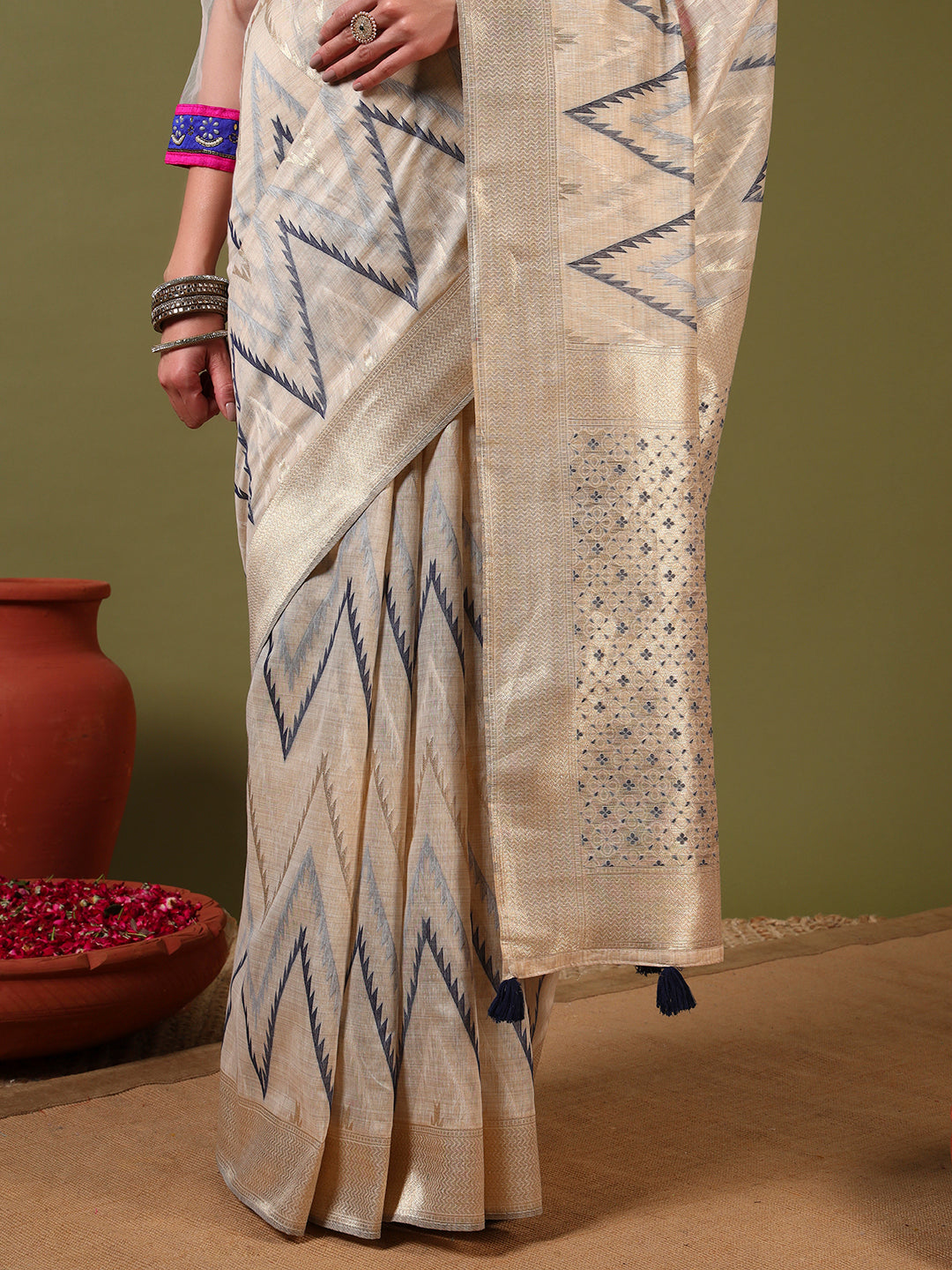 Ageless Traditional Banarasi Chanderi Jute Cotton Saree with Meenakari Resham Weaving