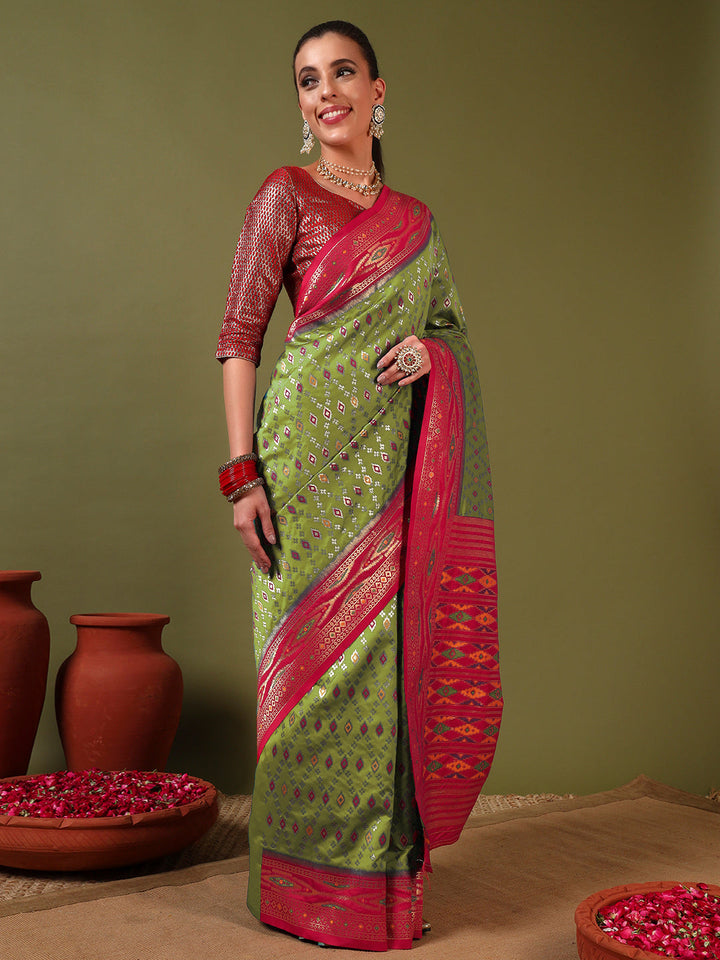 Rich Ikat Pochampally Silk Saree with Meenakari Weaving & Contrast Border