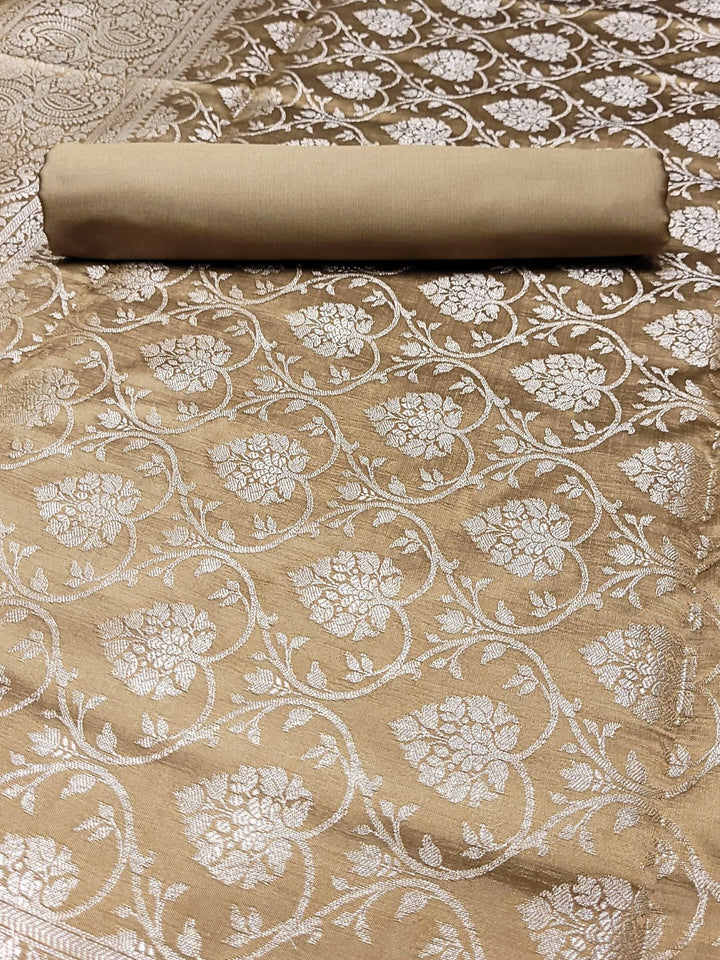 Banarasi Handloom Dress Material with Contrast color Handloom weaving & Tasseled Dupatta