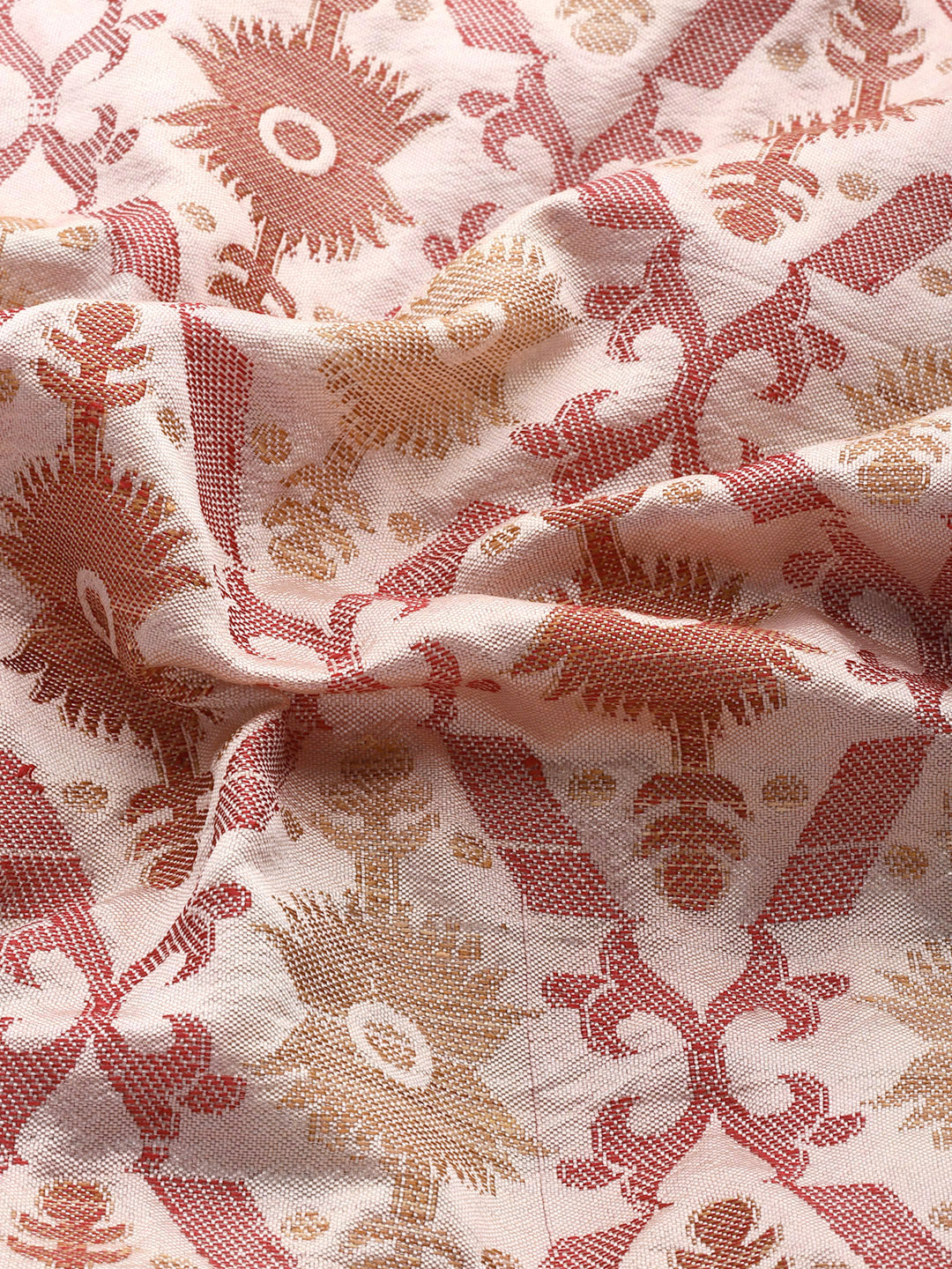 Cream Woven Traditional Silk Saree With Golden Zari Border