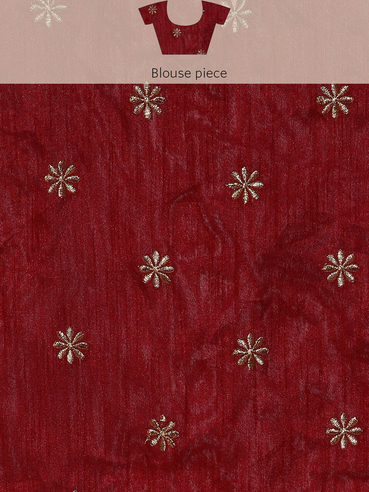 Peach Brasso Saree With Geometrical Weave pattern & Zari Embroidery