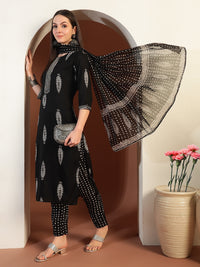 Chhabra 555 Mirror Embellished Placement Print Cotton Kurta Set with Bandhani Print Pants & Dupatta