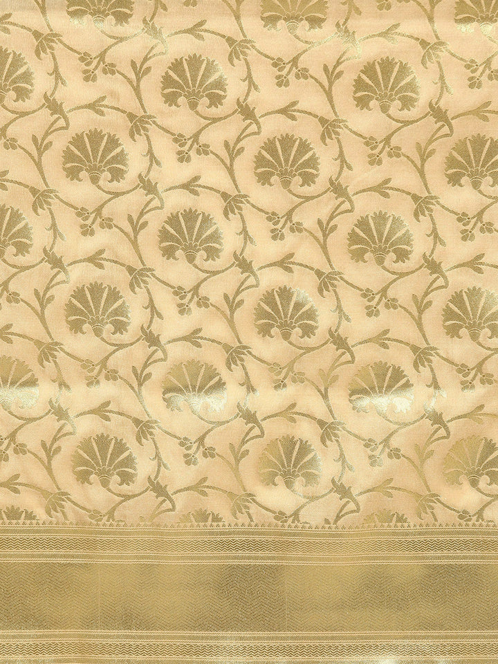 Kanjiwaram Silk Saree with Intricate Zari Floral Weaving