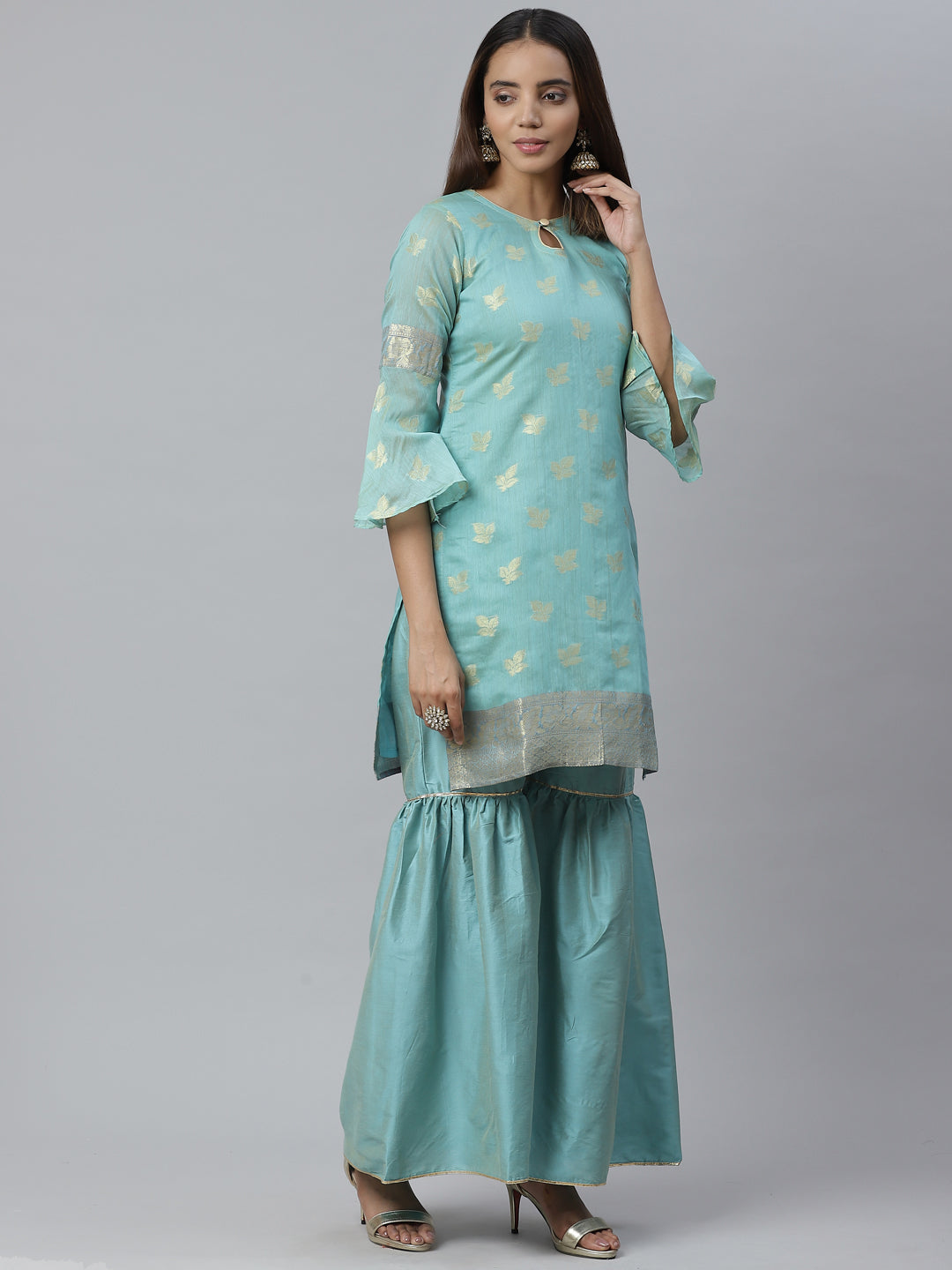 Banarasi Kurta Set with Zari meenakari Floral weaving and Handloom dupatta