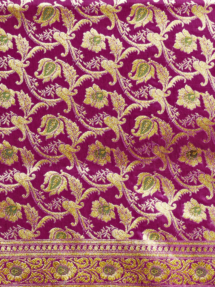 Handloom Banarasi Silk saree with Zari Meenakari weaving and matching Tasseled Dupatta
